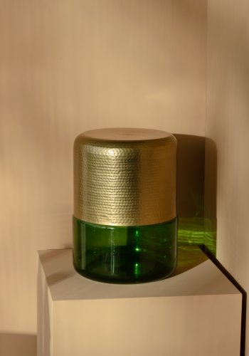 DUTCHBONE Cave Beistelltisch, rund – Messingeisen und grünes Glas (35)