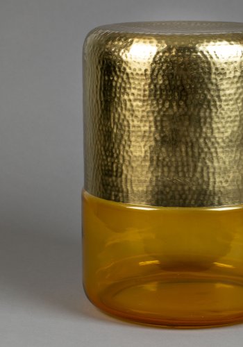 DUTCHBONE Cave sidebord, rundt - messingjern og ravfarget glass (35)