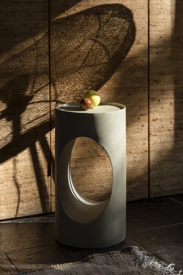 DUTCHBONE Sai sidebord, rundt - sandjern (30)