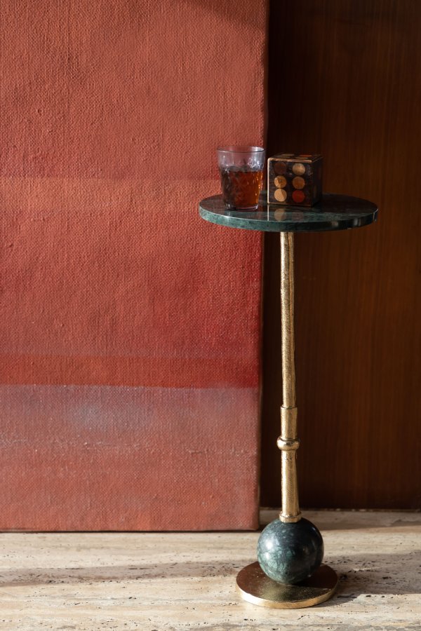 DUTCHBONE Everest Beistelltisch, rund – grüner Marmor und Messing-Aluminium (25)