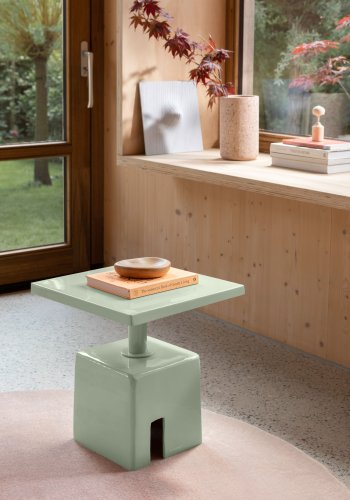 ZUIVER Chubby sidebord, firkantet - steingrnt jern (40x40)