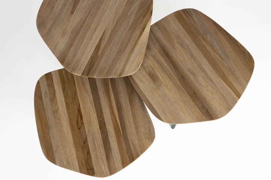 WHITE LABEL LIVING Cuties salongbord - brun teakfiner og svart jern (sett med 3)