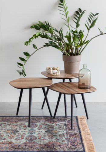 WHITE LABEL LIVING Cuties salongbord - brun teakfiner og svart jern (sett med 3)