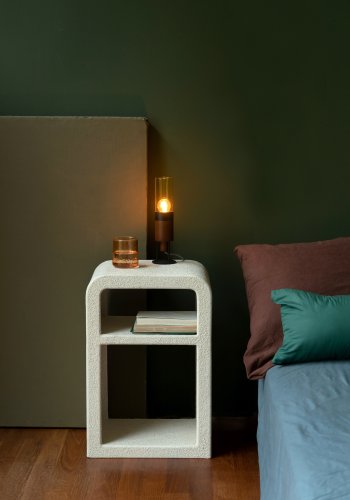 DUTCHBONE Veda nattbord, m. 1 hylle - beige resirkulert marmor (60x40)