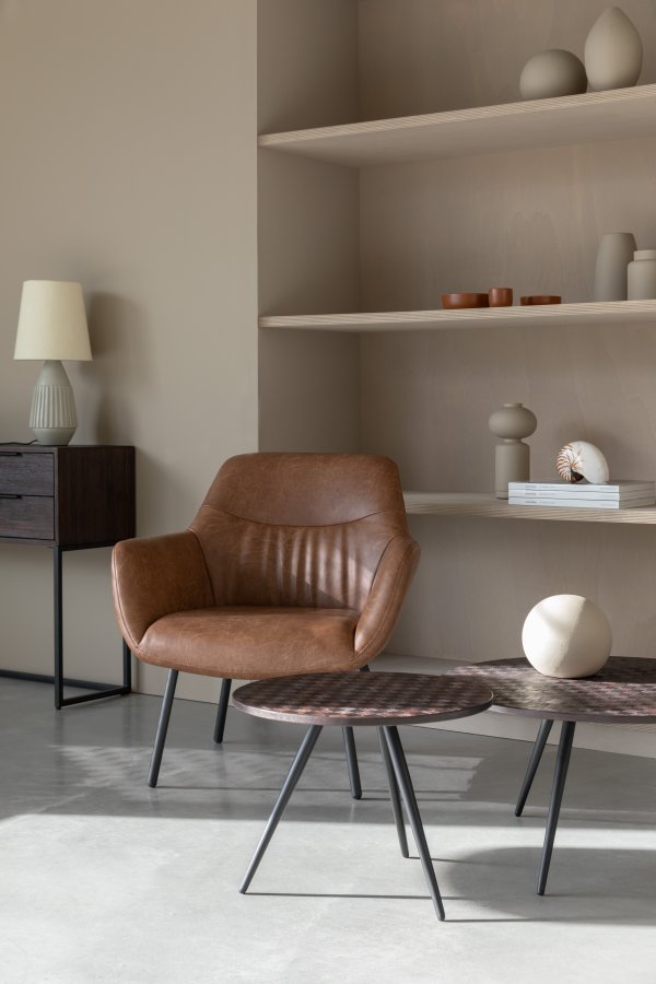 WHITE LABEL LIVING Webster salongbord og sidebord - brun resirkulert teak og jern (sett med 2)