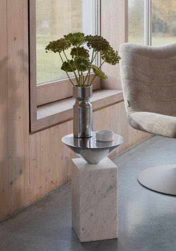 ZUIVER Pride sidebord - aluminium og hvit marmor (30)