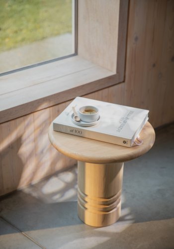 ZUIVER Chunk sidebord, rund - natur eg (Ø45)