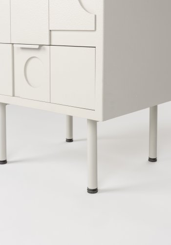 WHITE LABEL LIVING Funk sidebord, m. 3 skuffer - beige MDF og grtt jern (40x50)