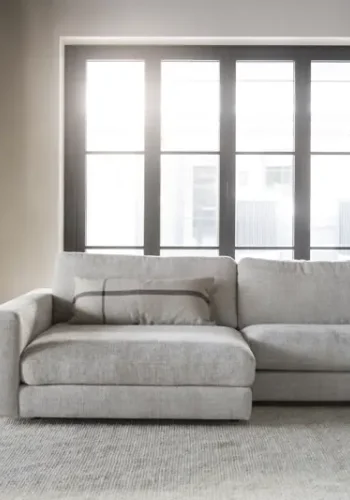 ROWICO Duncan 3 pers. modulsofa, m. venstre sjeselong - lysegr stoff