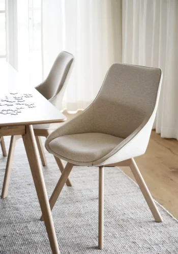 ROWICO Alison spisebordsstol, drejelig - lys beige stof og natur egetr