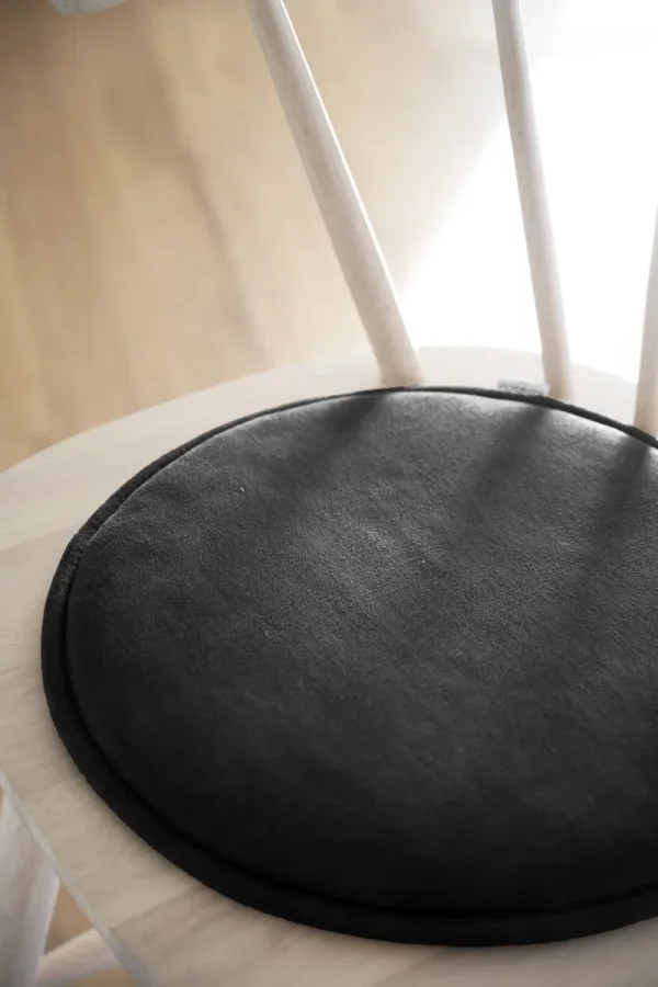 ROWICO Fulton setepute, rund - svart skinn-tekstil (38)