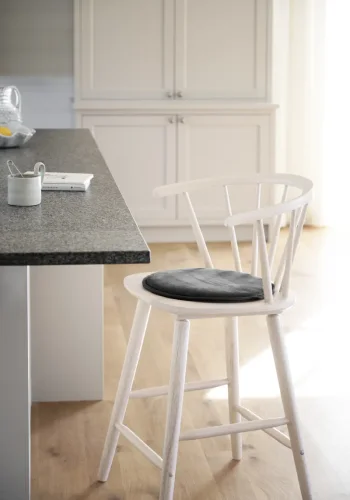 ROWICO Fulton setepute, rund - svart skinn-tekstil (38)