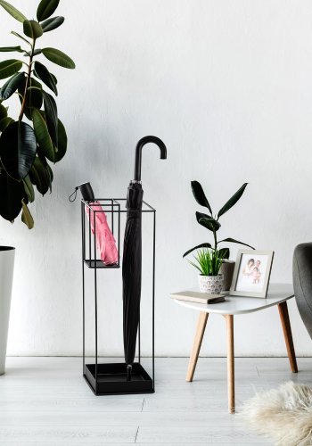 NORTHWARK? emsiye-A - 008 paraplystativ, firkantet - svart metall