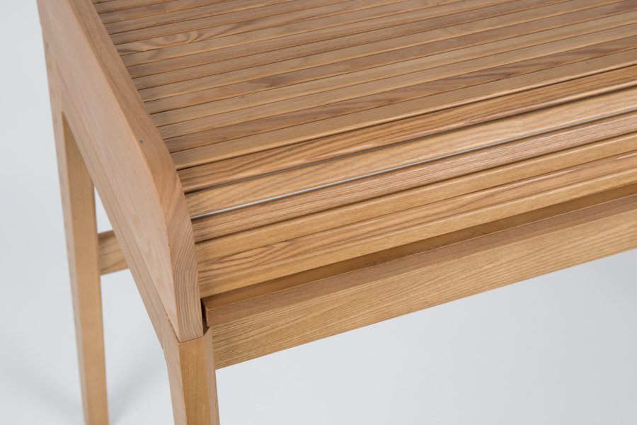 ZUIVER Barbier skrivebord, m. 1 dr og 2 rom - finer av naturlig ask og asketre (110x77)