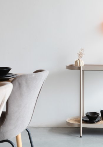 WHITE LABEL LIVING Amaya konsollbord, m. 1 hylle - beige MDF/metall (85x39)