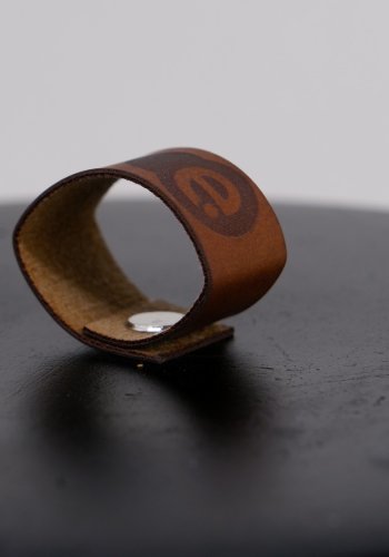 NORDVRK T? erra - Svarta dekorativa betongtillbehr, svart