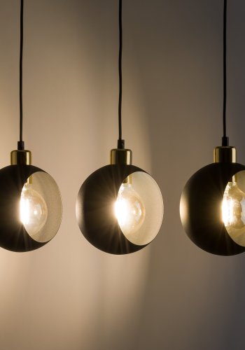 TK Cyklop loftlampe, m. 3 skrme - guld og sort stl