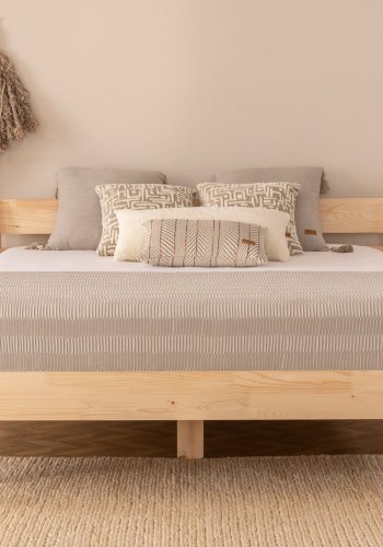 NORDVÄRK Venus 100 sengeramme, med hodegavl og ribbebunn - naturlig gran og furu (100x200)