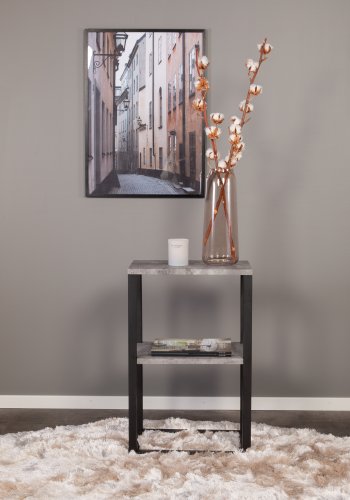 VENTURE DESIGN Rise sidebord, m. 1 hylle - betonggr papirlaminat og svart stl (45x30)