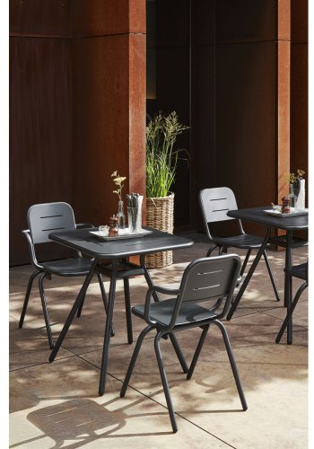 WOUD Ray kafbord - svart aluminium, firkantet (65x65)