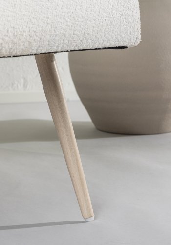 VENTURE DESIGN Bloom lenestol - hvit polyester teddystoff og hvitkalket stl