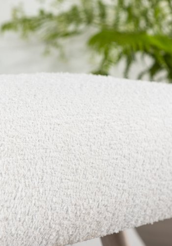 VENTURE DESIGN Bloom lenestol - hvit polyester teddystoff og hvitkalket stl