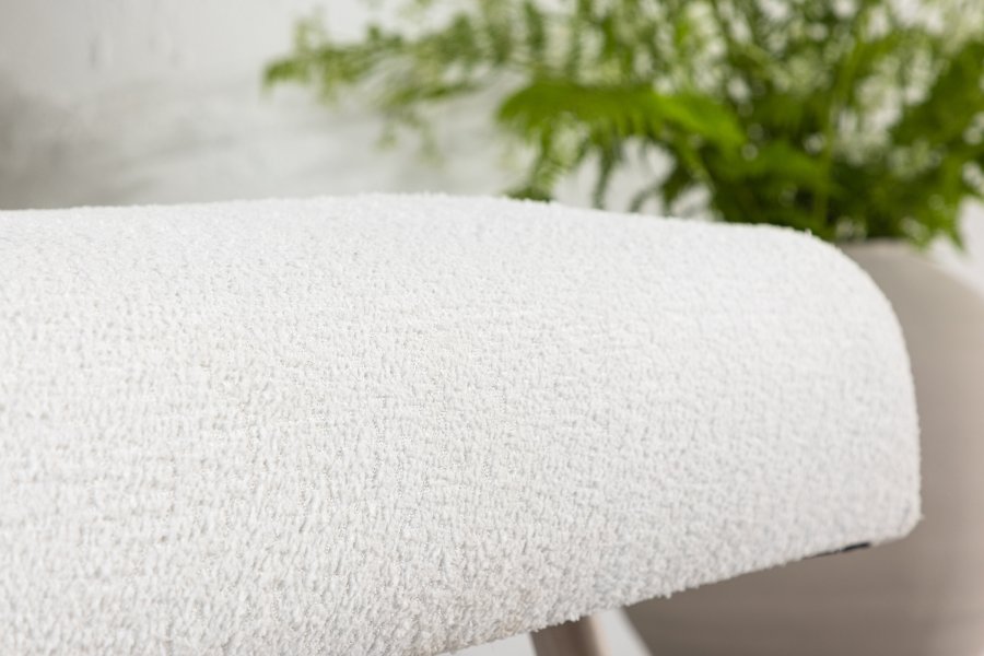 VENTURE DESIGN Bloom lenestol - hvit polyester teddystoff og hvitkalket stl