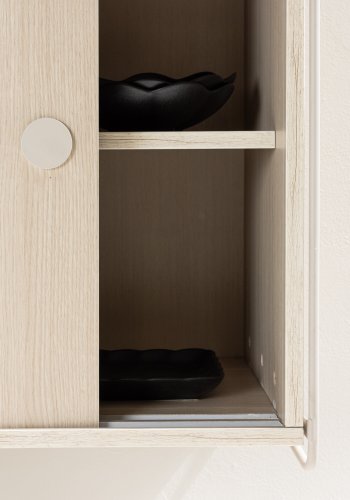 VENTURE DESIGN Paris veggskap, m. 2 skyvedrer - hvitkalket MDF (61x35x67,8cm)