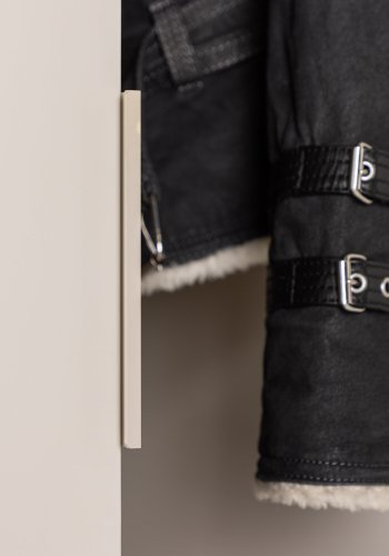 VENTURE DESIGN Nice garderobeskab, m. 2 lger, 1 bjlestang og 1 hylde - beige melamin