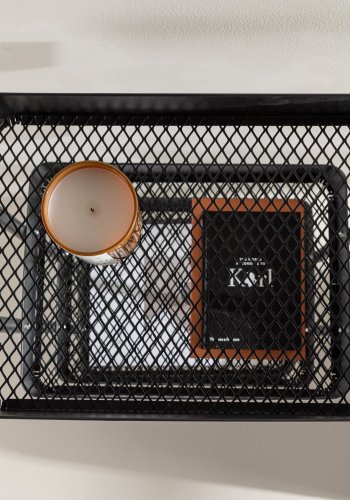 VENTURE DESIGN Manaus rullebord, m. 4 hyller - svart stl (46x34)