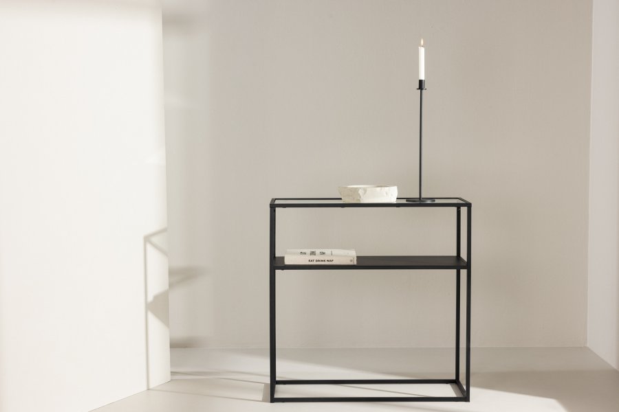 VENTURE DESIGN Bogóta sidebord, m. 1 hylle - glass og sort stl (80x30)