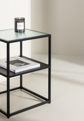 VENTURE DESIGN Sao Paulo sidebord, m. 1 hylle - glass og sort stl (40x40)