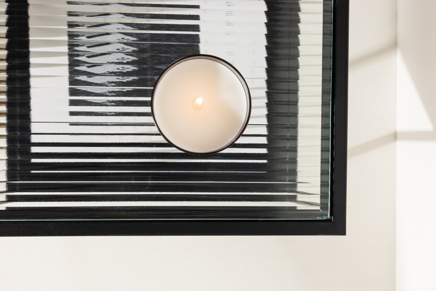 VENTURE DESIGN Sao Paulo sidebord, m. 1 hylle - glass og sort stl (40x40)