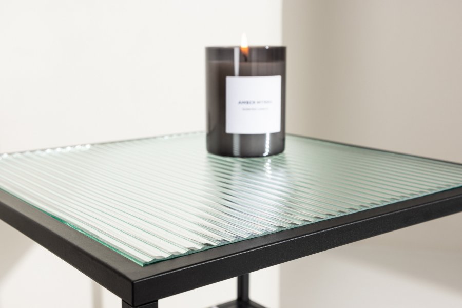 VENTURE DESIGN Sao Paulo sidebord, m. 1 hylle - glass og sort stl (40x40)