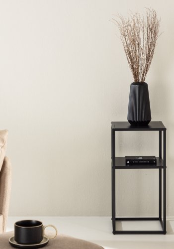 VENTURE DESIGN Punta Arenas sidebord, m. 1 hylle - svart stl (30x30)