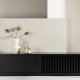 VENTURE DESIGN Lugo TV-benk, m. 2 skyvedrer og hylle - sort melamin (180x40)