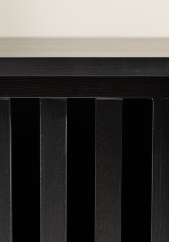 VENTURE DESIGN Lugo TV-benk, m. 2 skyvedrer og hylle - sort melamin (180x40)