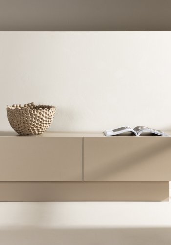 VENTURE DESIGN Cuenca TV-benk, m. 2 drer og hylle - svart glass og beige melamin (160x47)