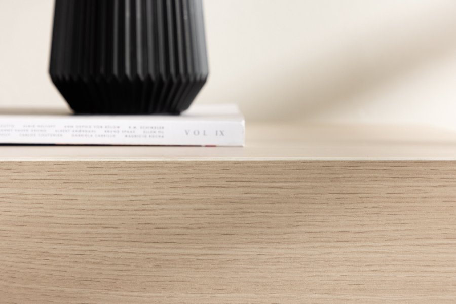 VENTURE DESIGN Cuenca TV-b�nk, m. 2 l�ger og hylde - klar glas og hvidvasket melamin (160x47)