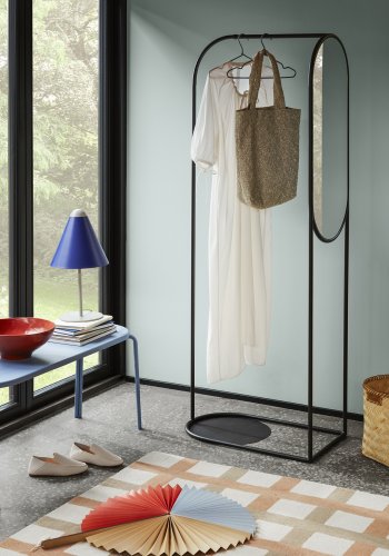 BROSTE COPENHAGEN Oda Bank, rechteckig – blaues Eschenfurnier und Stahl (110 x 36)