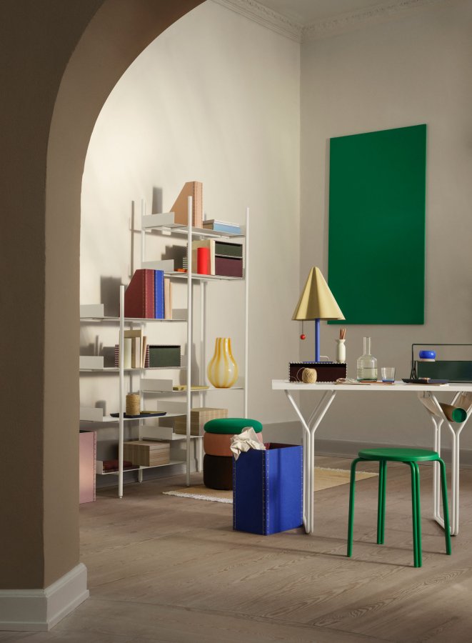 BROSTE COPENHAGEN Berit Schreibtisch, rechteckig – graues Eschenfurnier und grauer Stahl (120 x 60)