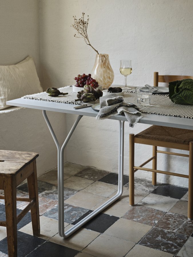 BROSTE COPENHAGEN Berit Esstisch, rechteckig – graues Eschenfurnier und grauer Stahl (180x80)