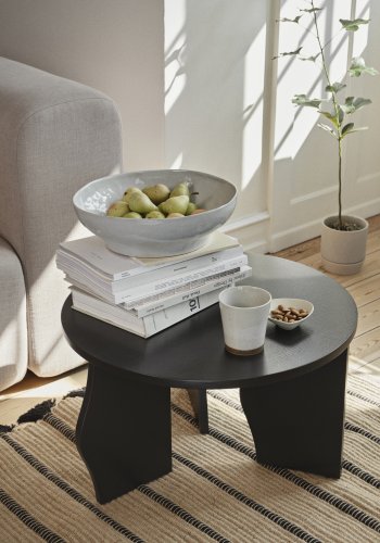 BROSTE COPENHAGEN Brook Beistelltisch, rund – schwarzes Eschenfurnier (60)