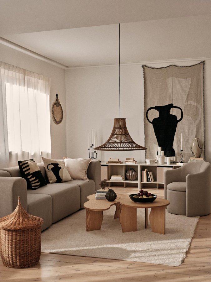 BROSTE COPENHAGEN Brook sidebord, rundt - finér i naturlig ask (60)