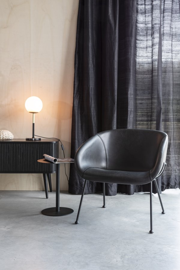 ZUIVER Feston loungestol, med armlener - sort PU og stl
