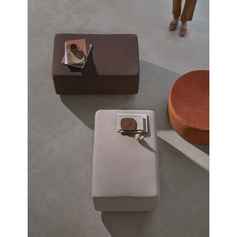 BROSTE COPENHAGEN Lagoon modularer Sofa-Pouf – Latte-Stoff