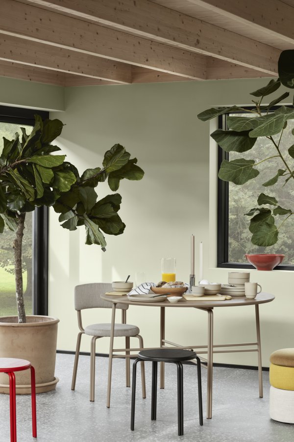 BROSTE COPENHAGEN Pond Pouf, rund – ockerfarbener Stoff (38)