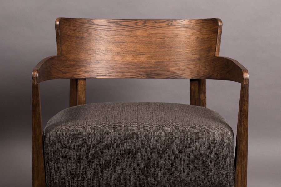 DUTCHBONE Duran Loungesessel, mit Armlehnen – graues Polyester und braune Eiche