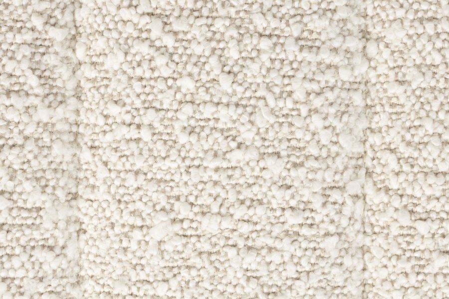 WHITE LABEL LIVING Jax loungestol - off-white bouclé og metall