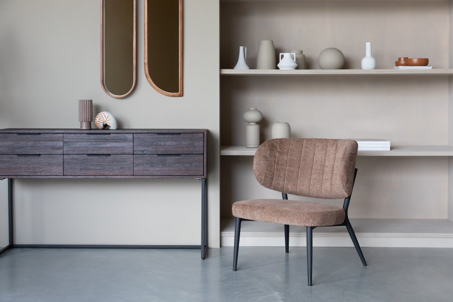 WHITE LABEL LIVING Sanne loungestol - oransjegr stoff og stl